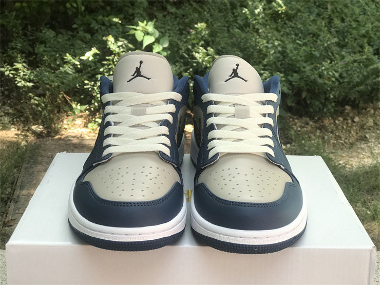 Thumbnail: Air Jordan 1 - Low "French Blue"