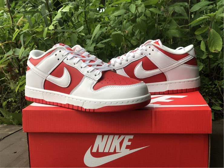 Thumbnail: Nike Dunk - Low "Championship Red "