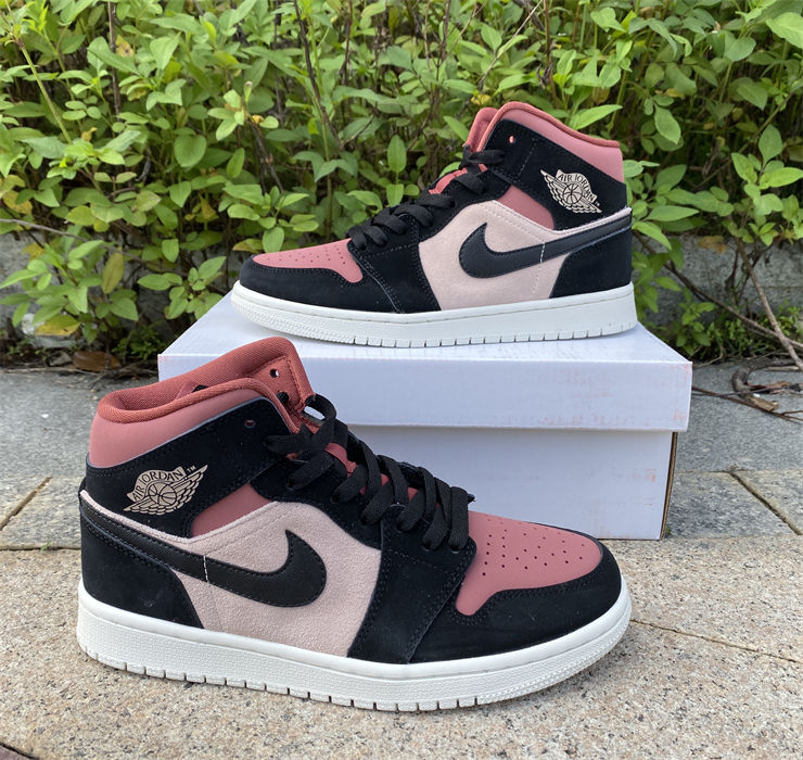 Thumbnail: Air Jordan 1 - Mid