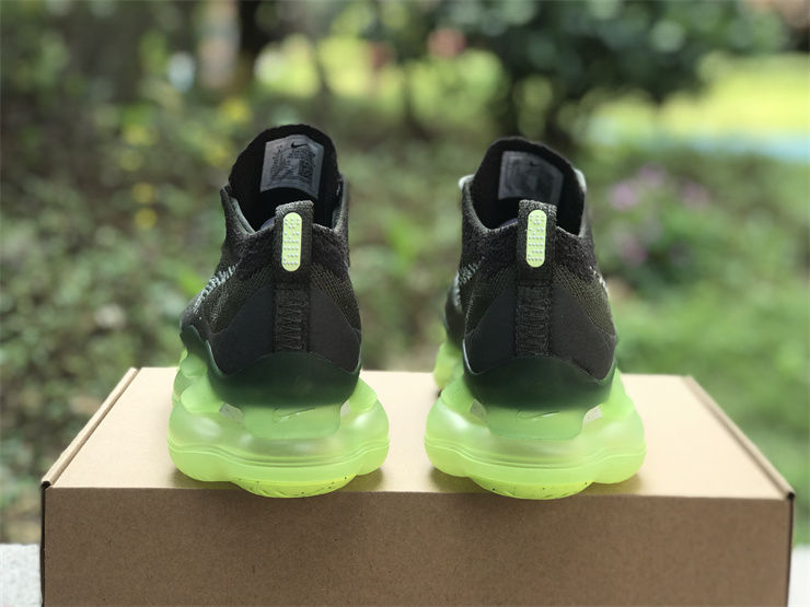 Thumbnail: Air Max Scorpion Flyknit "Cargo Khaki Volt"