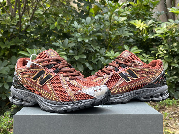 Thumbnail: New Balance 1906R