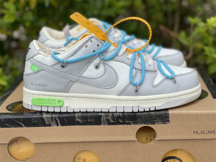 Thumbnail: Off-White x Nike Dunk - Low "Lot 02 of 50"
