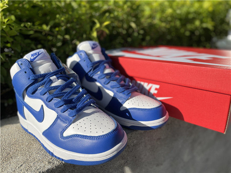 Thumbnail: Nike Dunk - High "Kentucy"