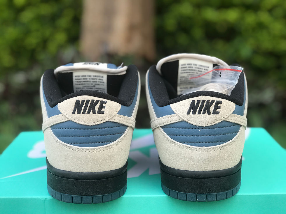 Thumbnail: Nike Dunk - Low "Thunderstorm"