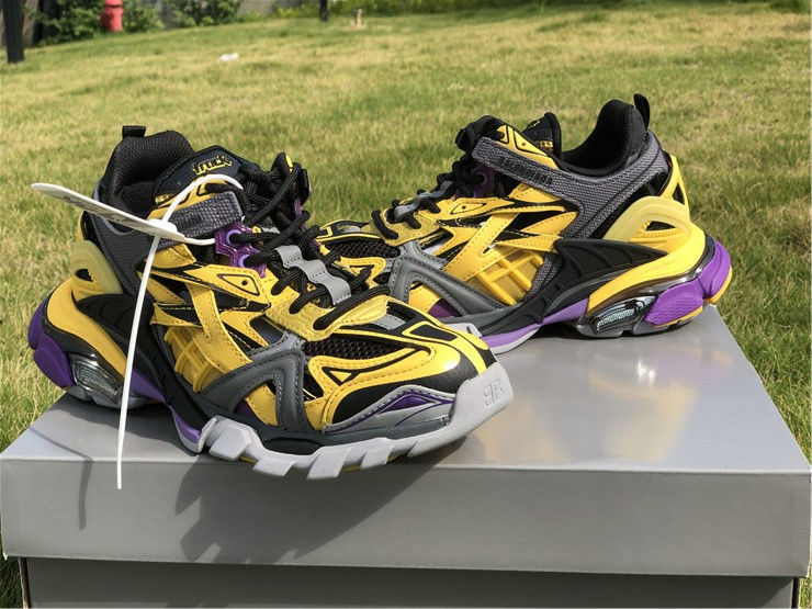 Thumbnail: Balenciaga Track.2 Sneaker