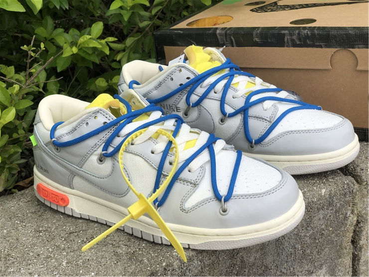 Thumbnail: Off-White x Nike Dunk - Low "Lot 10 of 50"