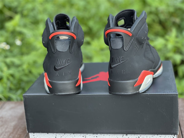 Thumbnail: Air Jordan 6 "Infrared"