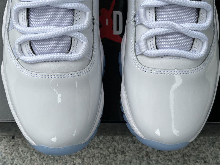 Thumbnail: Air Jordan 11 "Columbia / Legend Blue"