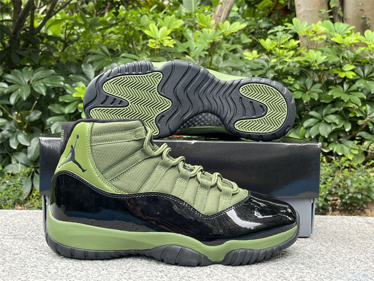 Thumbnail: Air Jordan 11