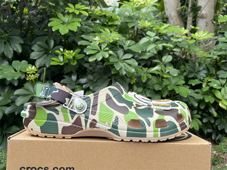 Thumbnail: BAPE x Crocs Classic Clog "ABC Camo - Green"