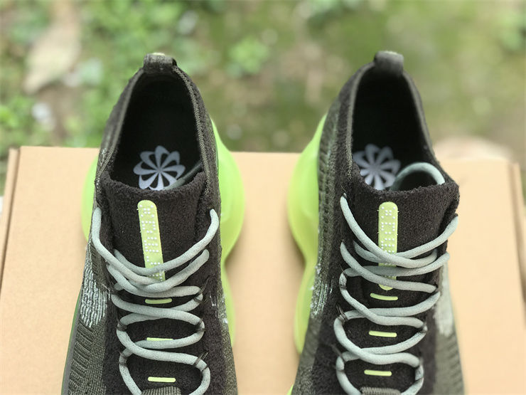Thumbnail: Air Max Scorpion Flyknit "Cargo Khaki Volt"