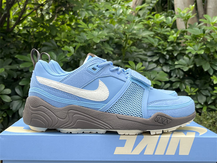 Thumbnail: Nike Zoom Field Jaxx "Leche Blue"