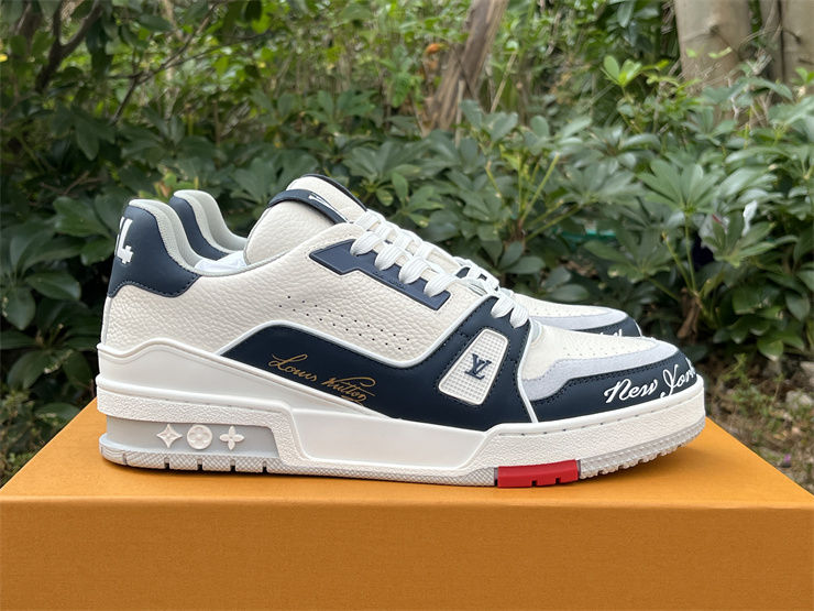 Thumbnail: Louis Vuitton Trainer - Low
