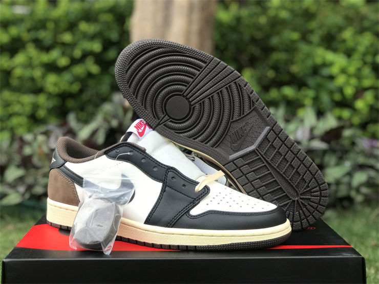 Air Jordan 1 - Low "Mocha"