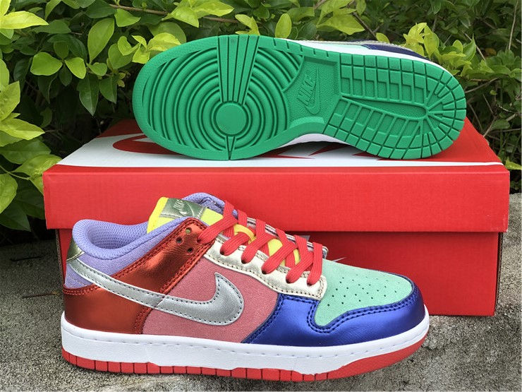 Thumbnail: Nike Dunk - Low "Sunset Pulse"