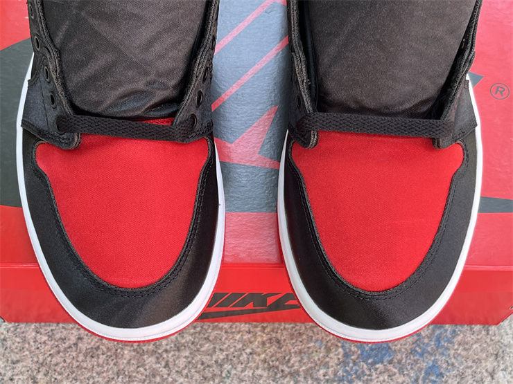 Thumbnail: Air Jordan 1 - High "Satin Bred"