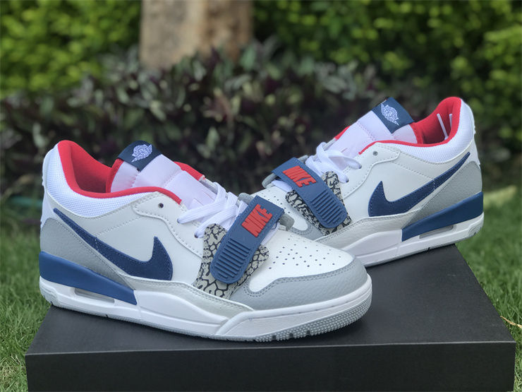 Thumbnail: Air Jordan Legacy 312 - Low "True Blue"