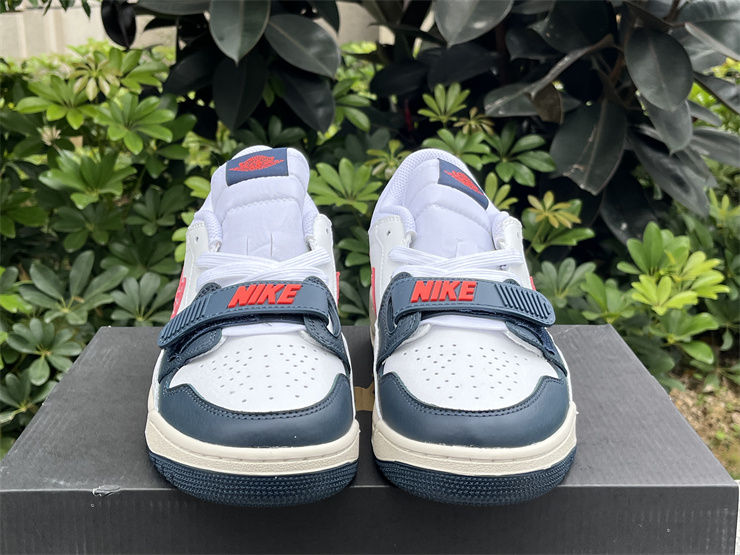 Thumbnail: Air Jordan Legacy 312 - Low "USA"