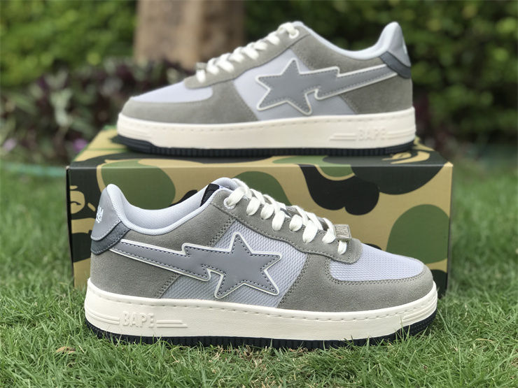 Thumbnail: Stadium Goods x Bapesta "Lexington Grey"