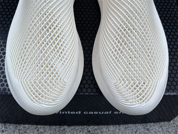 Thumbnail: 4D Printed Breeze Running Shoes "Off White"