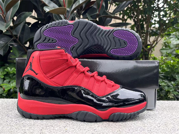 Thumbnail: Air Jordan 11