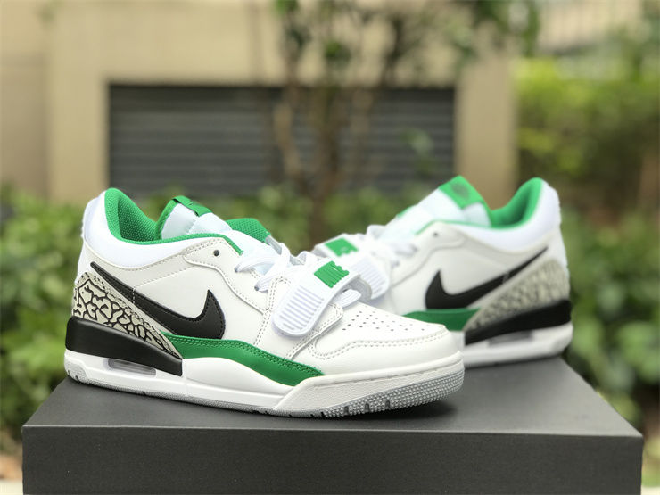 Thumbnail: Air Jordan Legacy 312 - Low "Pine Green"