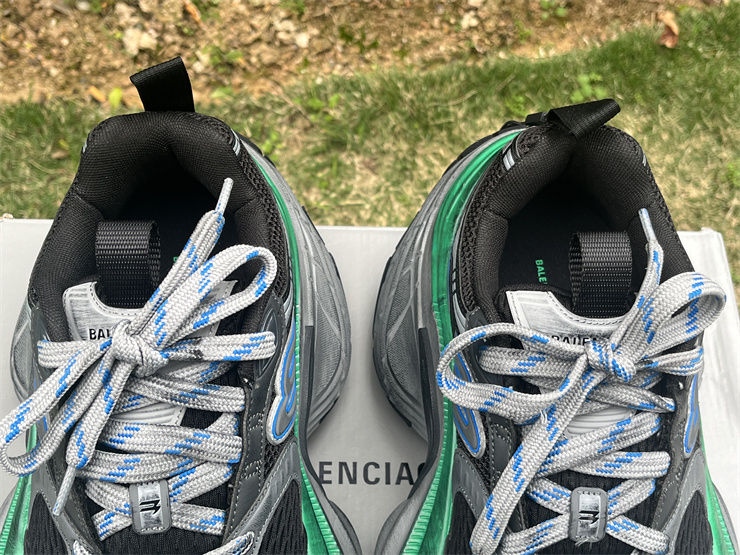 Thumbnail: Balenciaga 10XL Sneaker