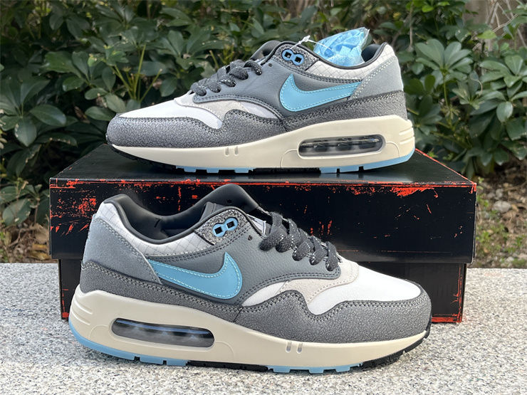 Thumbnail: Nike Air Max 1 "Big Bubble - Chicago Pack"