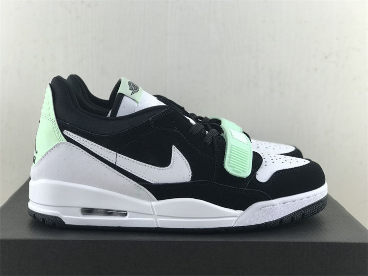 Thumbnail: Air Jordan Legacy 312 - Low "Black Teal Tint"