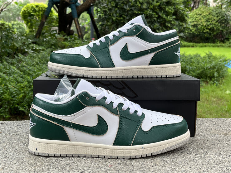 Thumbnail: Air Jordan 1 - Low