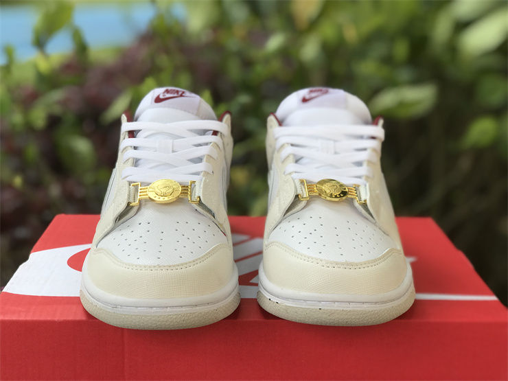 Thumbnail: Nike Dunk - Low "Sisterhood"