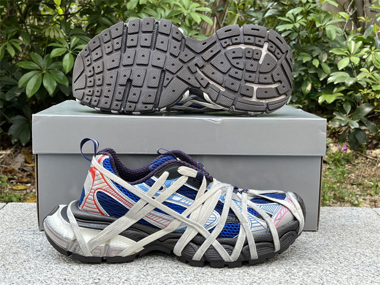Thumbnail: Balenciaga 3XL Extreme Lace Sneaker