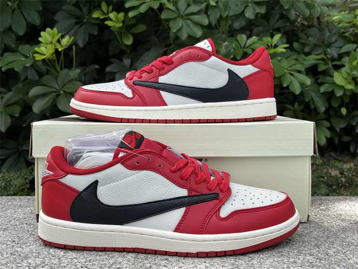 Thumbnail: Travis Scott x Air Jordan 1 - Low "Chicago"