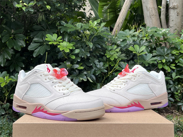 Thumbnail: Air Jordan 5 - Low "Peanut Butter & Jelly"