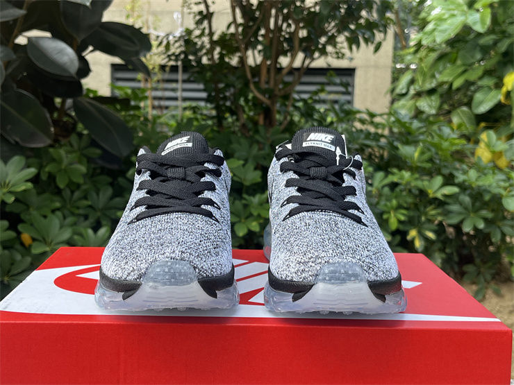 Thumbnail: Nike Flyknit Air Max "Oreo"