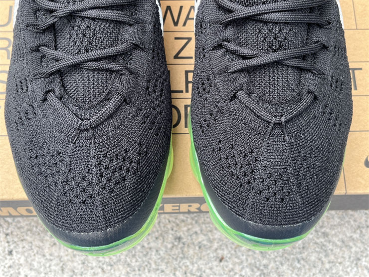 Thumbnail: Air VaporMax 2023 FlyKnit "Black / Multi Sole"