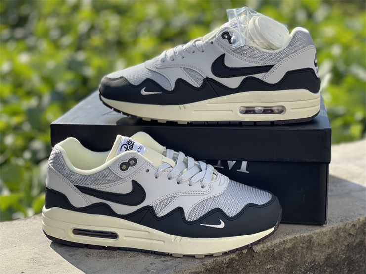 Thumbnail: Patta x Nike Air Max 1