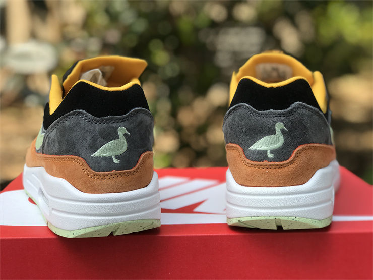 Thumbnail: Nike Air Max 1 "Ugly Duckling - Honeydew"