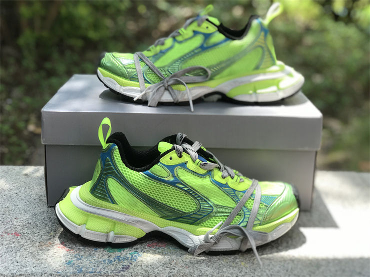 Thumbnail: Balenciaga 3XL Sneaker