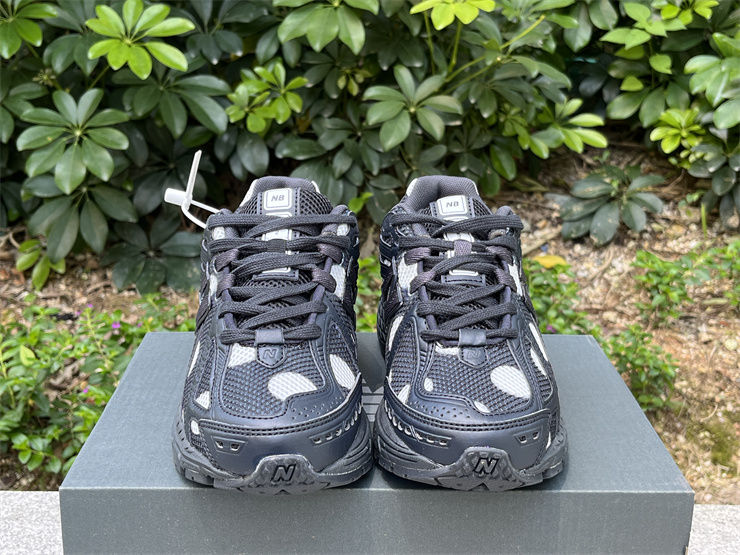 Thumbnail: New Balance 1906R "Polka Dot Pack - Phantom"