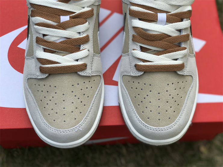 Thumbnail: Nike Dunk - Low "85"