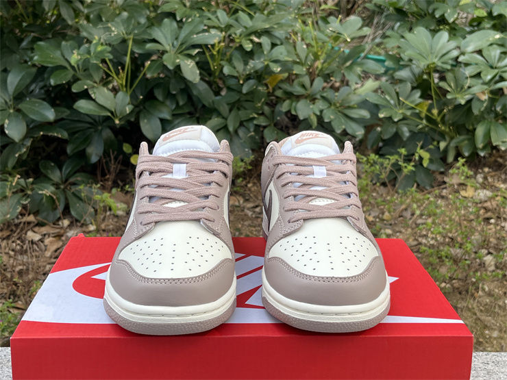 Thumbnail: Nike Dunk - Low "Diffused Taupe"