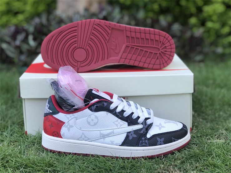 Thumbnail: Travis Scott x Air Jordan 1 - Low