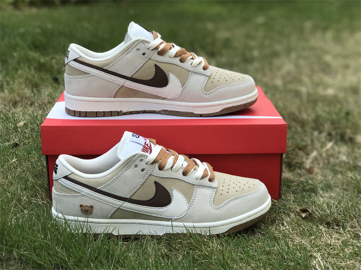 Thumbnail: Nike Dunk - Low "85"