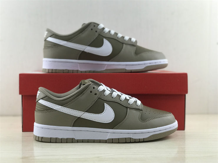 Thumbnail: Nike Dunk - Low "Judge Grey"