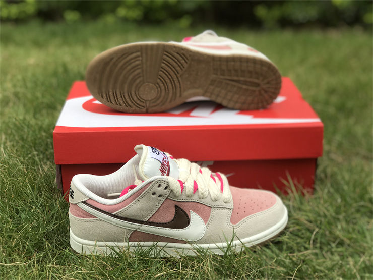 Thumbnail: Nike Dunk - Low "85"