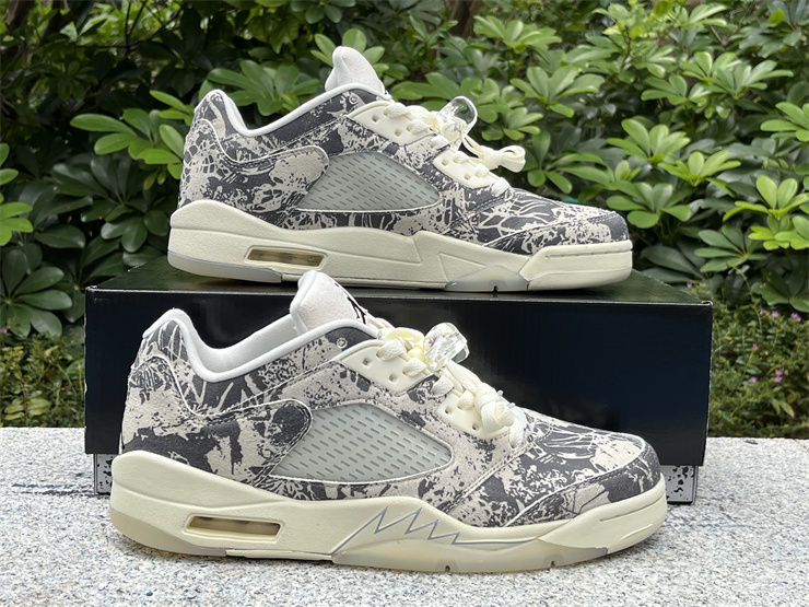 Thumbnail: Air Jordan 5 - Low "Expression"