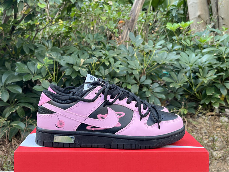 Thumbnail: Nike Dunk - Low