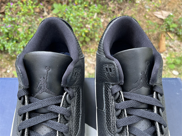 Thumbnail: Fragment Design x Air Jordan 3 "Black"
