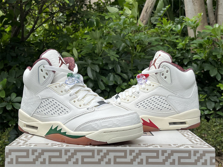 Thumbnail: Air Jordan 5 "El Grito - Sail"